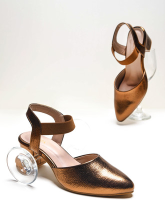 CORSICA Women Heels(Copper , 8)