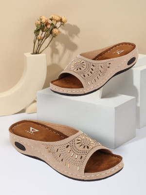 TRASE Soft Ortho Women Flats(Beige , 4)
