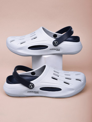 action ONTC-14 Men Clogs(Grey , 3)