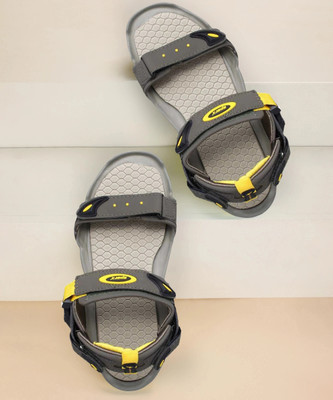 Sparx SS 502 Men Sandals(Olive, Yellow , 6)