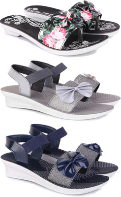 Pennen Women Flats(Grey , 5)