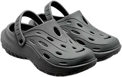 Golazo Men Sandals(Black , 6)