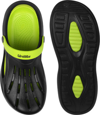 Unistar Men Clogs(Black , 2)