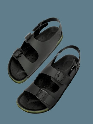 Buxton Men Sandals(Black , 6)