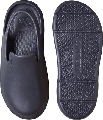 Neemans Men Clogs(Grey , 6)