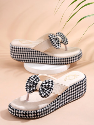 SHOETOPIA Women Wedges(Black , 5)