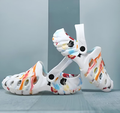 KNIEVL Men Clogs(Multicolor , 9)