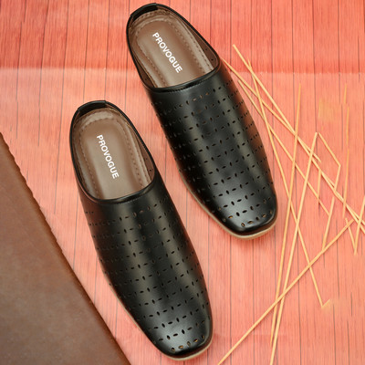 PROVOGUE Men Sandals(Black , 8)