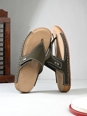 FAV SHOES Men Casual(Green, Beige , 9)
