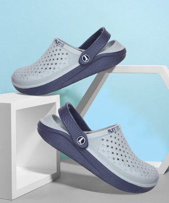 FLITE Men Clogs(Navy , 8)