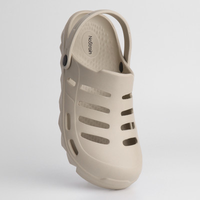 NoStrain Men Clogs(Beige , 6)