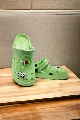 Fabbmate Women Clogs(Green , 5)