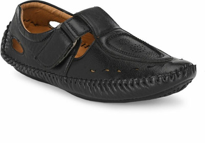 KIATU Men Sandals(Black , 9)