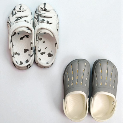 Monrav Men Clogs(White, Grey , 7)