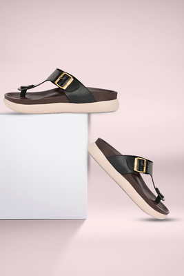 Oddlife Men Sandals(Black , 7)