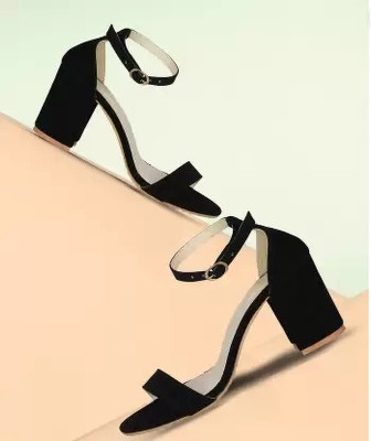 Fashion Tails Women Heels(Black , 4)