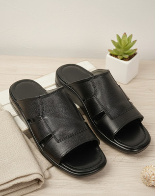 Vilyara Men Sandals(Black , 8)