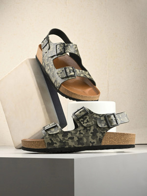 Roadster Trendy Camouflage Print Stylish Double Strap Men Sandals(Olive , 7)