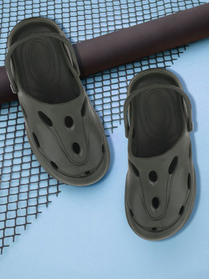 SECRITAS Men Clogs(Blue , 7)