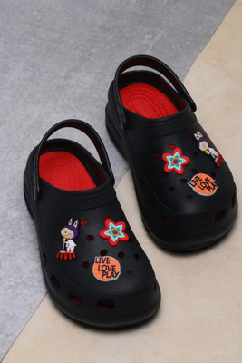 Stunt Women Clogs(Black , 4)