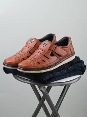 ALBERTO TORRESI Men Tan Sandals Price History