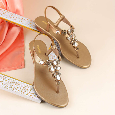 MOCHI Women Casual(Gold , 6)