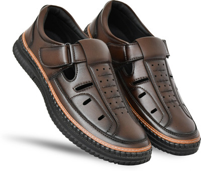 FAV SHOES Men Sandals(Brown , 9)