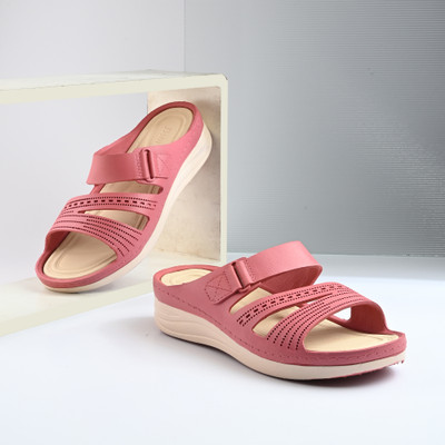 K-Footlance Women Wedges(Pink , 6)
