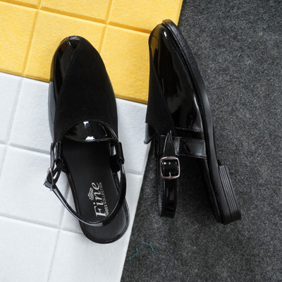 Loox Over Men Sandals(Black , 10)