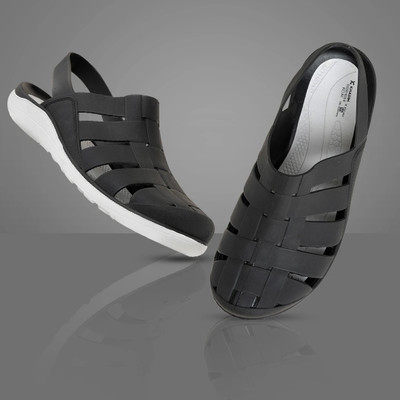 Khadim's Lightweight Comfort Extra Soft Trendy Premium Stylish Men Sandals(Black , 6)