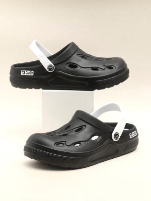 TOE CANDY Men Clogs(Black , 8)