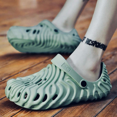 YZY Men Clogs(Green , 8)