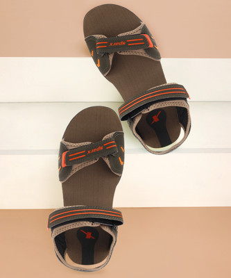 Sparx SS 106 Men Casual(Multicolor , 6 UK/India)