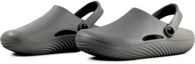 Golazo Men Sandals(Multicolor , 8)