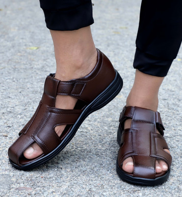 house of common Men Flats(Brown , 8)