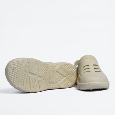WAALK Men Clogs(Beige , 9)