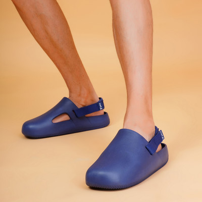 yoho Men Clogs(Navy , 8)