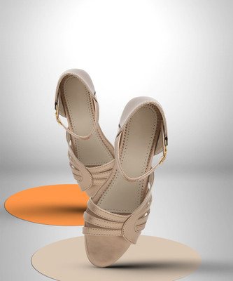 AROOM Partyware flat Sandals Women Flats(Gold , 8)