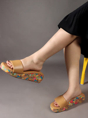 Alishtezia Women Wedges(Beige , 8)