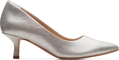 CLARKS Women Bellies(Silver , 4)