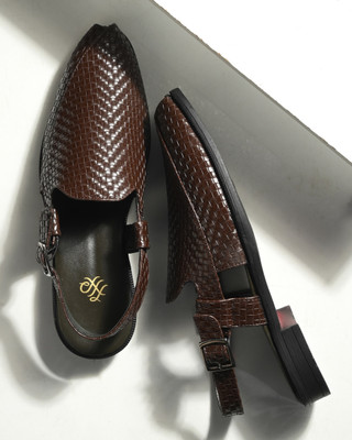 House of Pataudi Men Casual(Brown , 9)