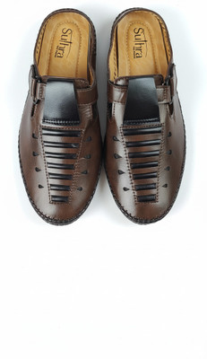 SUTHRA Men Sandals(Brown , 9)