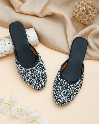 AMAZING TRADERS Women Flats(Black , 4)