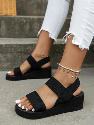 Shozie Women Wedges(Black , 6)