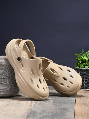 Roadster Men Clogs(Beige , 6)