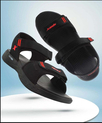 Sparx SS 552 Men Sandals(Black, Red , 7)