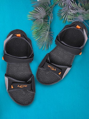 LANCER Men Grey, Orange Sandals
