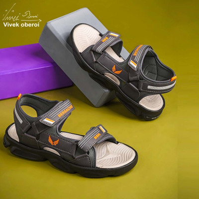 BERSACHE Men Sports Sandals(Grey , 7)