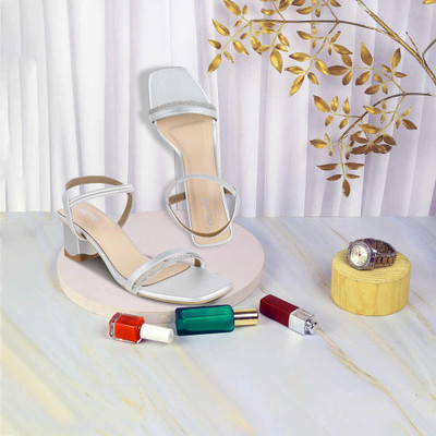 METRO Women Heels(Silver , 3)