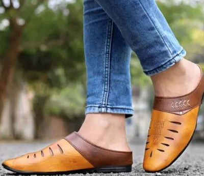 MADHUVIMAL Men Sandals(Tan , 7)